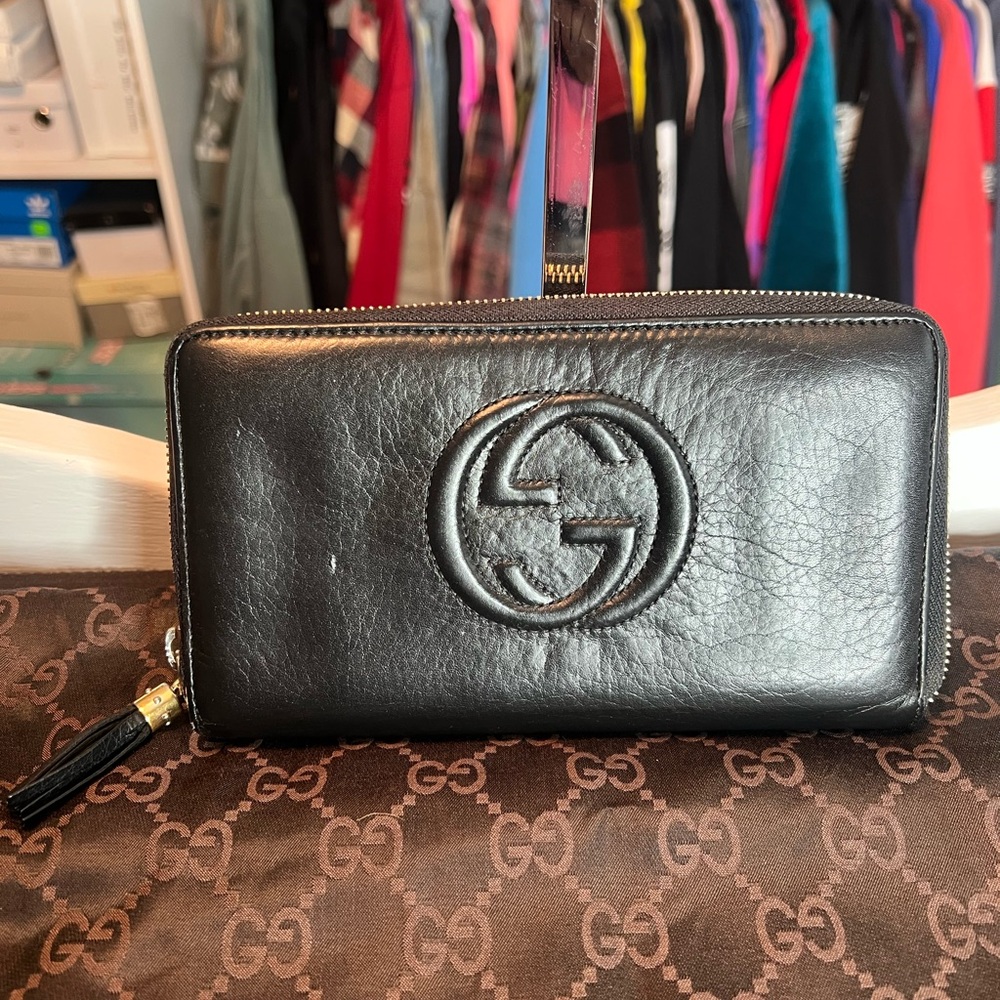 Gucci Black Leather Wallet